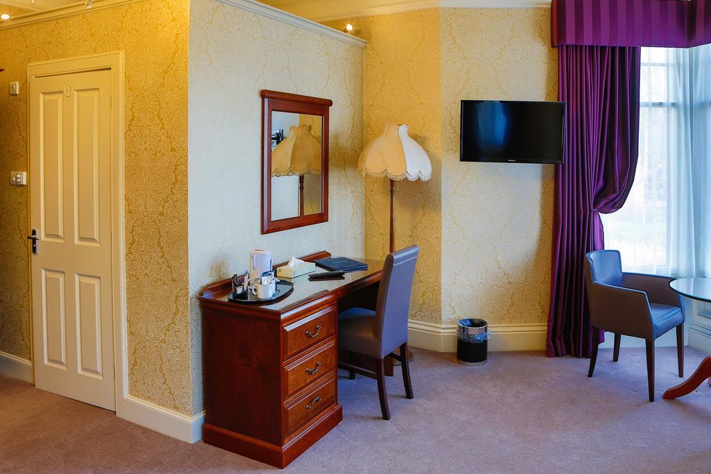 Dunmuir Hotel Dunbar Room photo